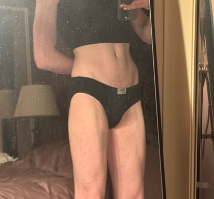 v_a_l_e_r_y OnlyFans picture