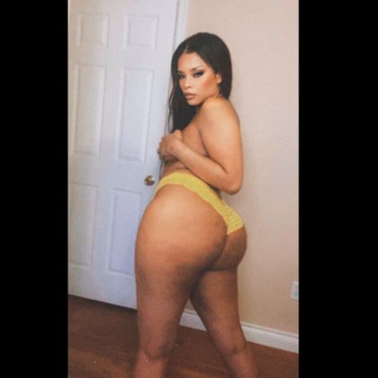 playmatecoco OnlyFans picture