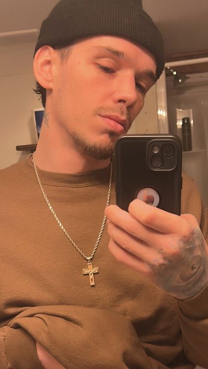 zechthehuman OnlyFans picture