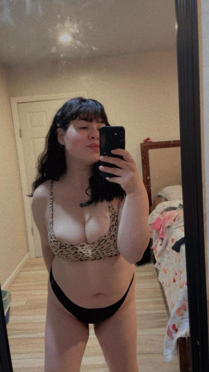 crsherlyn OnlyFans picture