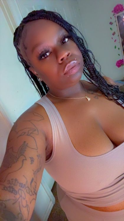 karmamaeeee OnlyFans picture