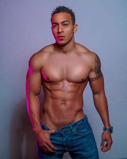 crisstom OnlyFans picture