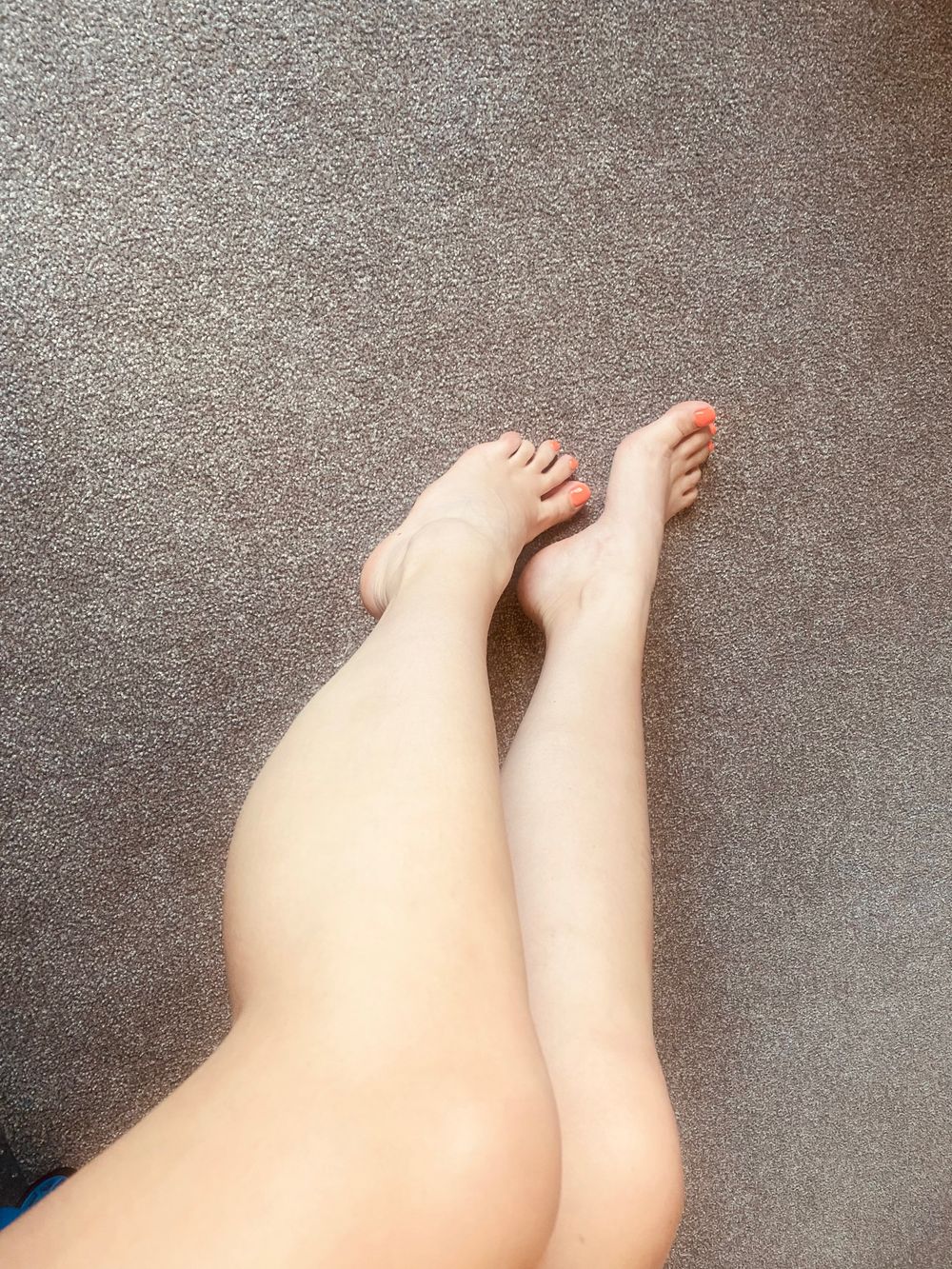 alicesfeetandabitmore OnlyFans profile picture