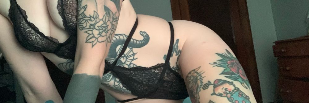 rosegoldholed OnlyFans profile picture