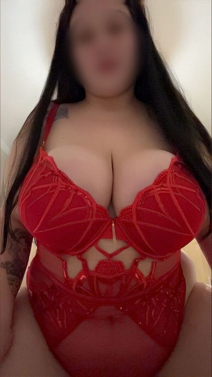 sexybrunette95 OnlyFans picture