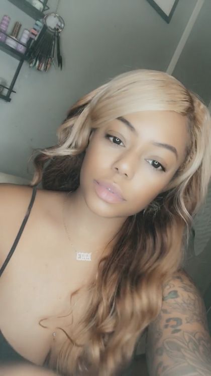 yourmilan OnlyFans picture