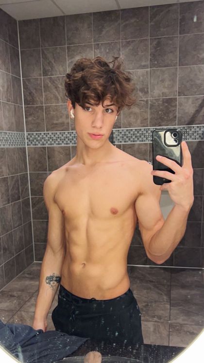 sebastiancruzxxx OnlyFans picture