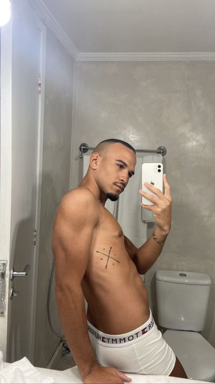 henrisanta OnlyFans picture
