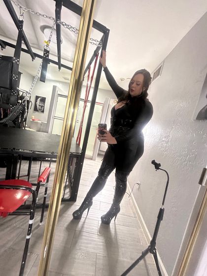 mistressscarletkiss OnlyFans picture