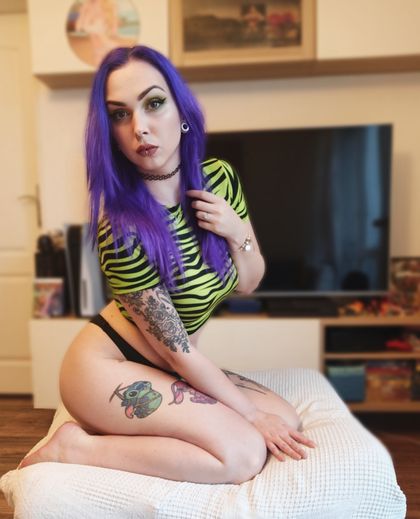 emilykinks OnlyFans picture