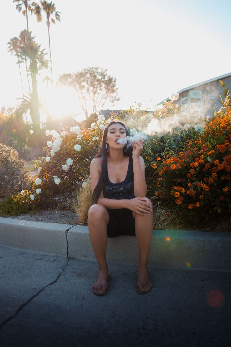 smokeviolets OnlyFans profile picture