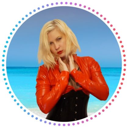 Best Queenbubbles OnlyFans Accounts FansMetrics