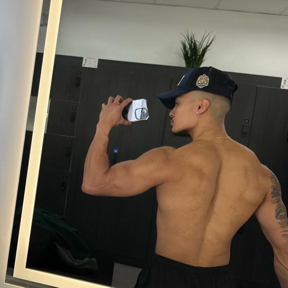 prettyboiixavi3r OnlyFans profile picture