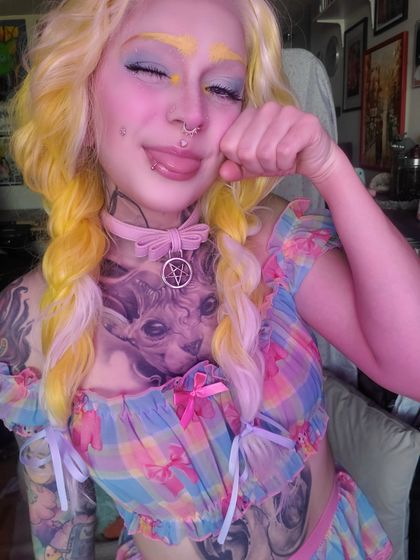 carnievgfree OnlyFans picture