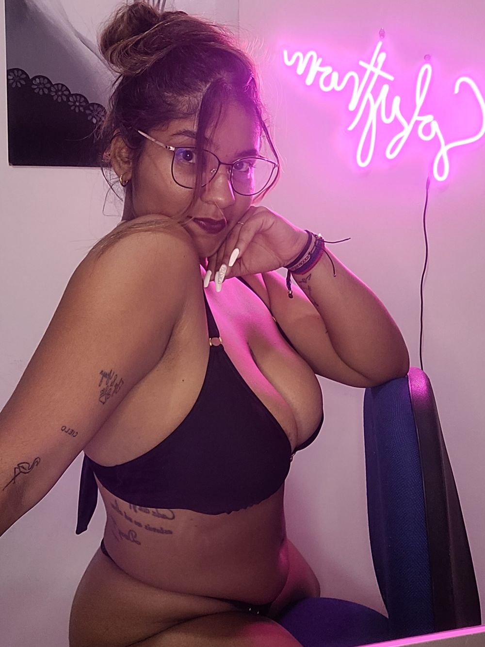 sofythom1 OnlyFans profile picture