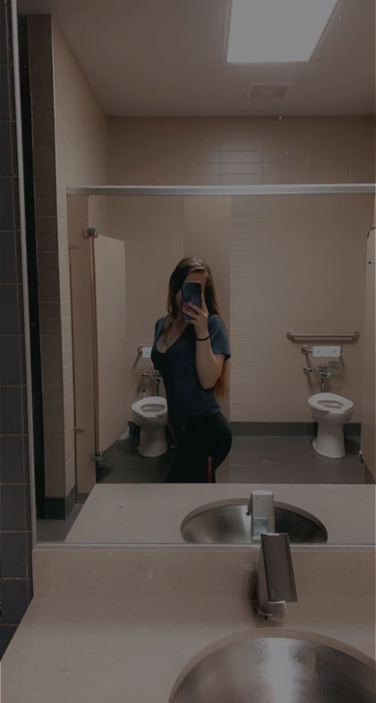 itsfxckingellie OnlyFans picture