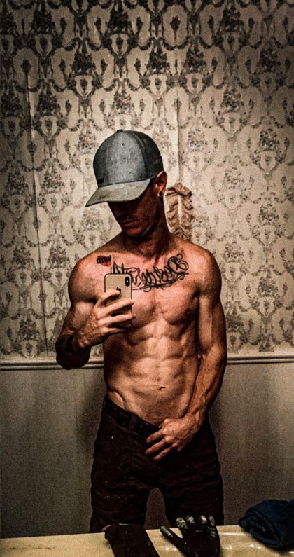 nomad11 OnlyFans picture