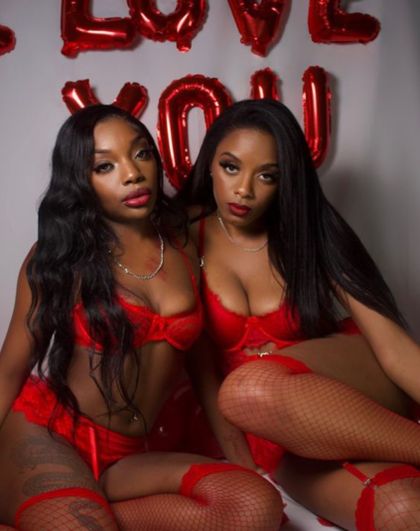 thewivess OnlyFans picture
