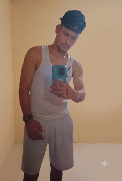 youth124 OnlyFans picture