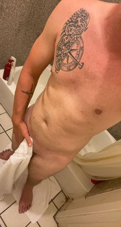 hungcountryboy21 OnlyFans picture