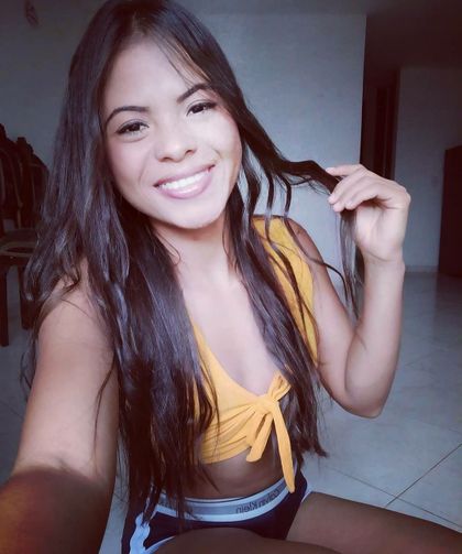 lolayen880 OnlyFans picture