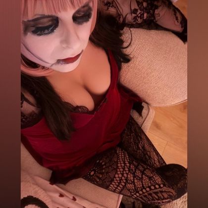 ellaheels OnlyFans picture