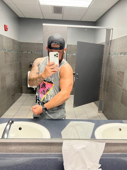u86693472 OnlyFans picture