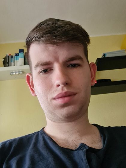 Best Hot Florian OnlyFans Accounts | FansMetrics.com