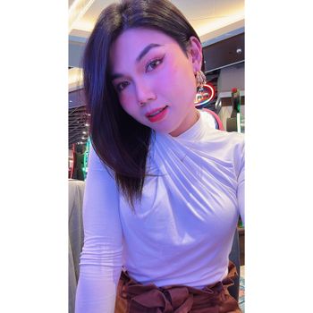 emilybuniets OnlyFans - Free Trial - XXX Photos | FansMetrics.com
