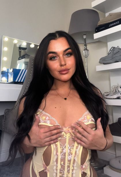 miyasolfree OnlyFans picture