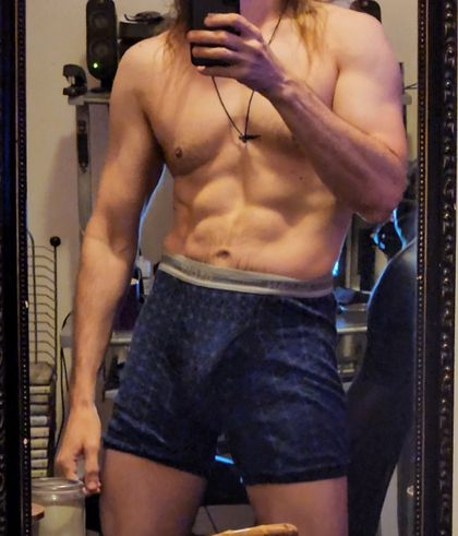 mrgbk402 OnlyFans picture