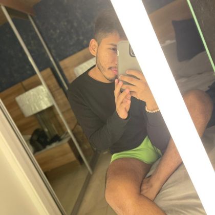 versatilvergon OnlyFans picture