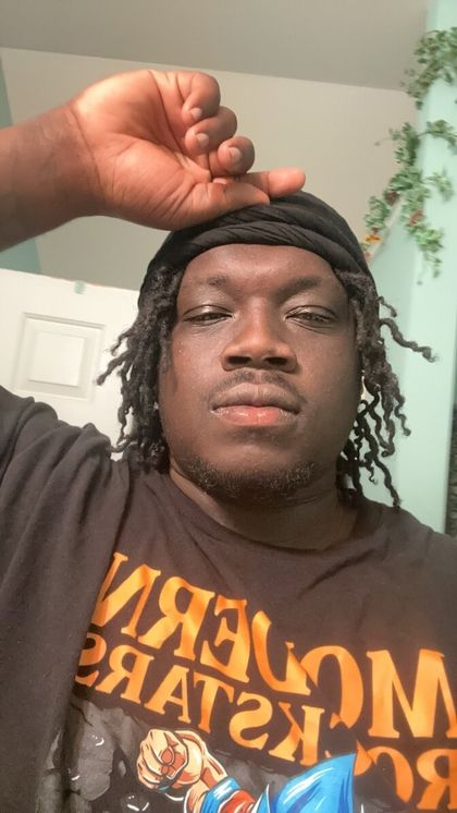 royalxhuwee OnlyFans picture