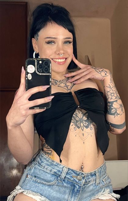scarlett_rosevip222 OnlyFans picture