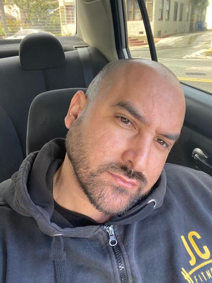 julian1002 OnlyFans picture