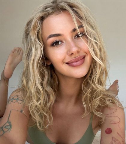 rebelrina OnlyFans picture