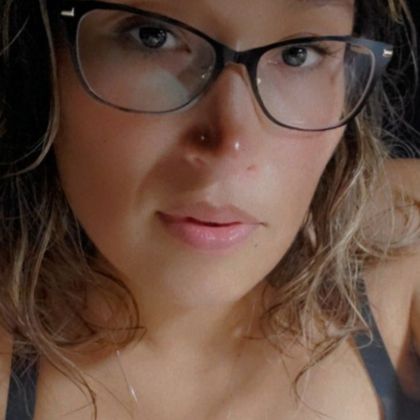 shyhotwifey OnlyFans picture