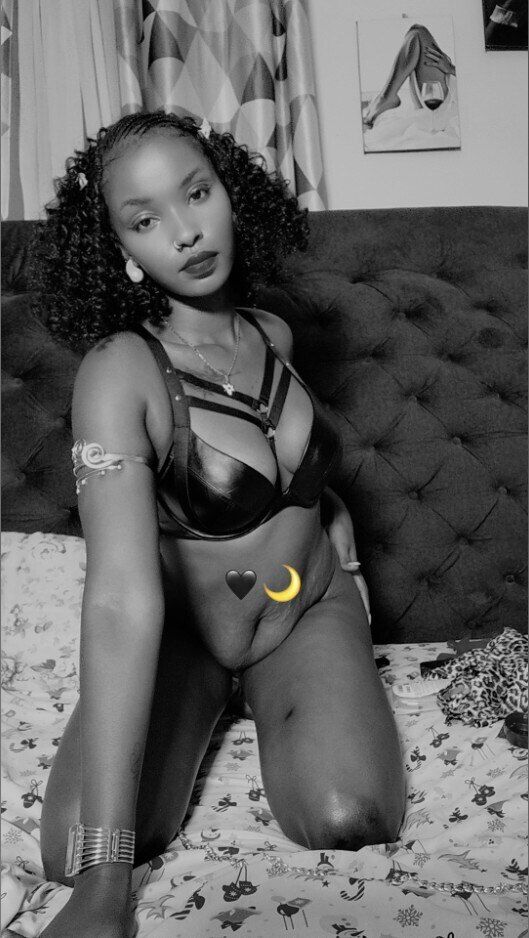 petitebee254 OnlyFans profile picture