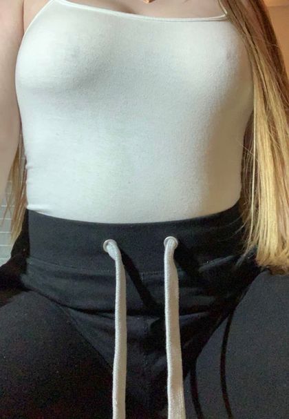 tinyalyssa1016 OnlyFans picture