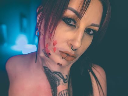 courtneycrimson666 OnlyFans picture