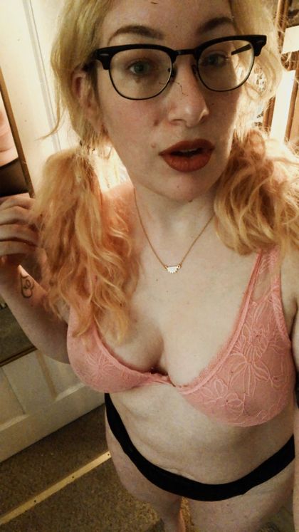 eatmypeachpie OnlyFans picture