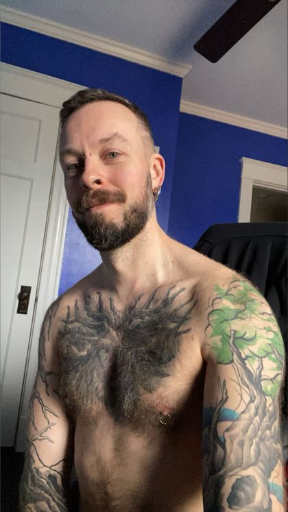 leatherpuck OnlyFans picture