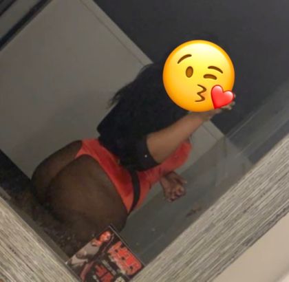 blackbarbiee19 OnlyFans picture