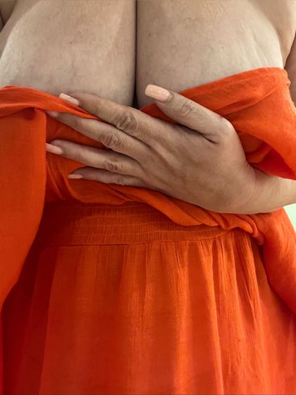 tallcurvyandcute OnlyFans picture