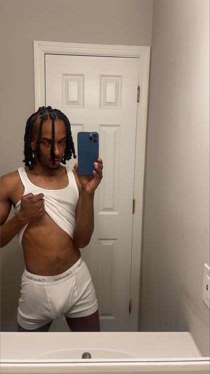 romoronniie OnlyFans picture