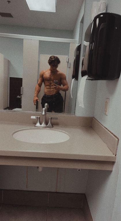 masterkyth OnlyFans picture
