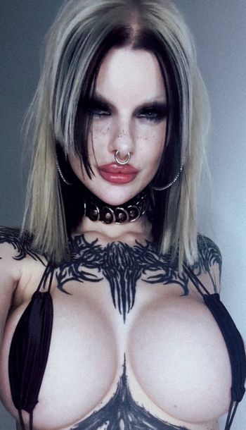 Honeybabe