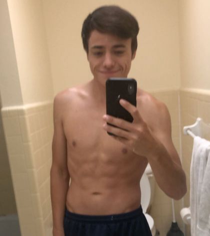 brataner63963 OnlyFans picture