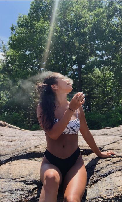 maebell_420 OnlyFans picture