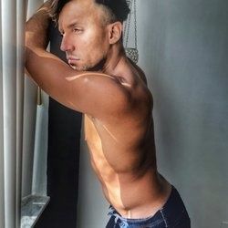 vmanesqui OnlyFans picture